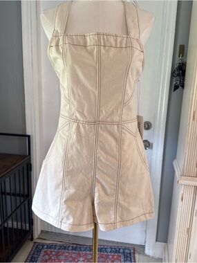 Zenana Outfitters Cream Sleeveless Romper with Contrast Topstitch